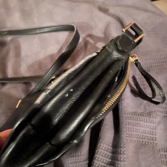 Tory Burch black purse. I used as a crossover. - Picture 8 of 9